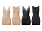 Drei nahtlose Bodyshaper in Beige und Schwarz.