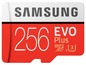 Eine 256 GB Samsung EVO Plus microSD-Karte.