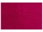 Ein rosa Badezimmerteppich mit einer weichen, gerippten Textur.