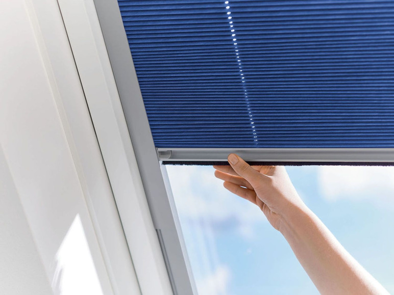 Gehe zu Vollbildansicht: Livarno Home Thermo Plissee, für Dachfenster - Bild 3