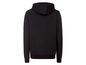 Schwarzer Hoodie mit Kapuze.