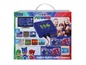 Eine blaue Lexibook Plug N' Play TV-Konsole mit PJ Masks-Motiv, inklusive 2 Controller.