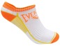 Weiße Everlast Socken mit orangenen Akzenten.