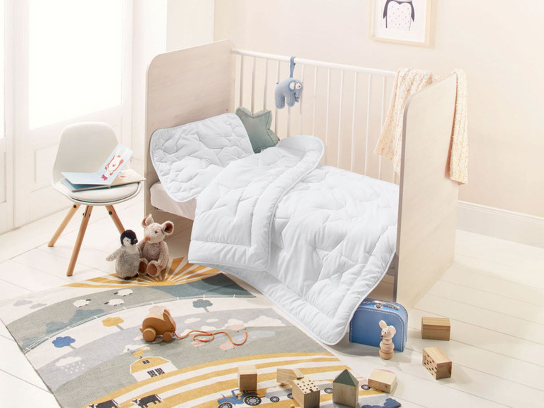 Gehe zu Vollbildansicht: MERADISO® Kleinkinder Betten-Set, 2-teilig, 135 x 100 cm, mit Sternen-Steppung - Bild 5