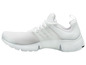 Weiße Nike Presto Sneaker mit Mesh-Obermaterial.