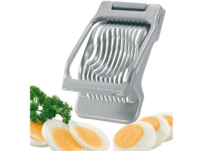 Eier-Schneider mit geschnittenen Eiern