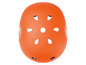 Ein orangefarbener Skateboard-Helm der Marke NERA