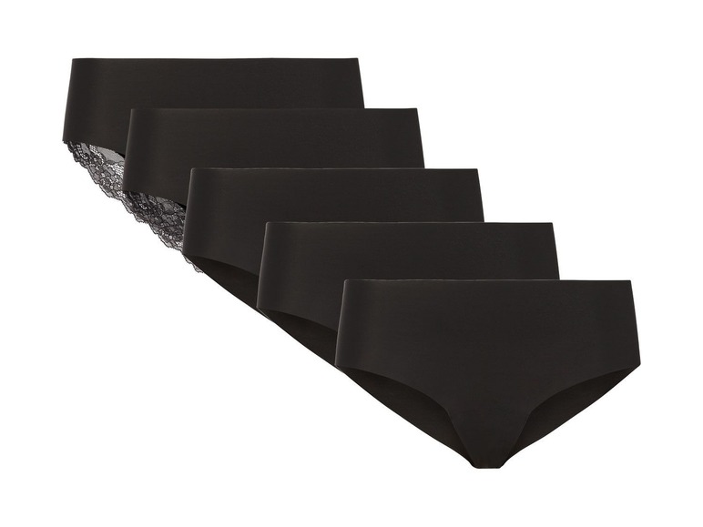 Vier schwarze Slips, einer mit Spitze.