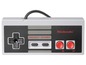 Nintendo NES-Controller mit D-Pad, Tasten und Kabel.
