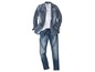 Eine Jeansjacke und Jeans für Herren.