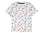 Weißes T-Shirt mit Hai-Muster.