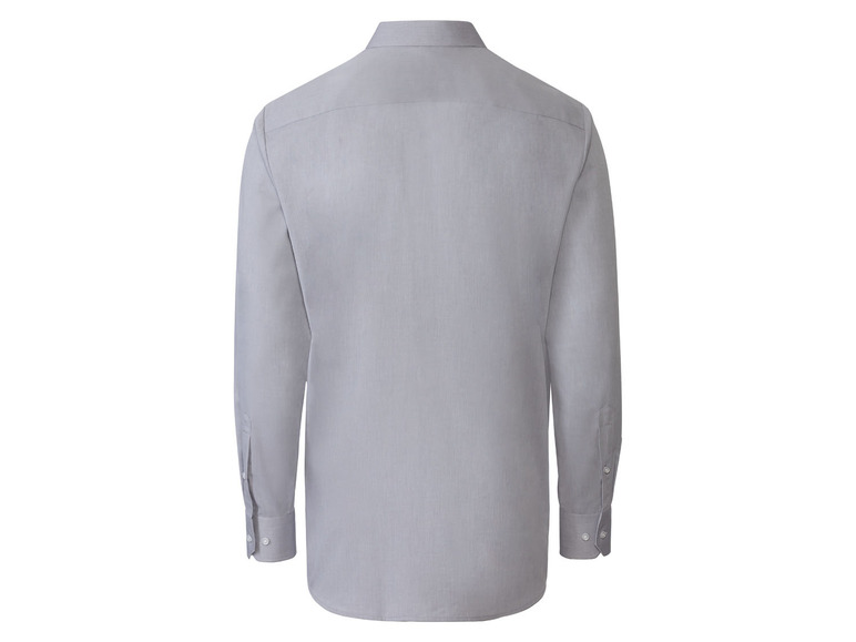 Ein graues Hemd mit langen Ärmeln.