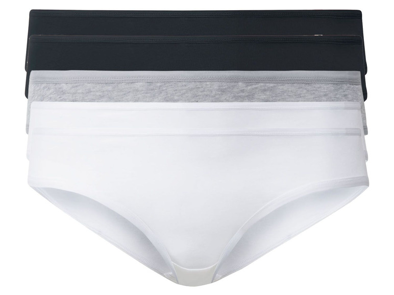 Drei Paar weiße, graue und schwarze Slips