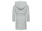 Ein grauer Bademantel mit Kapuze