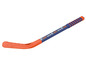 Ein orange-blauer Nerf-Hockeyschläger.