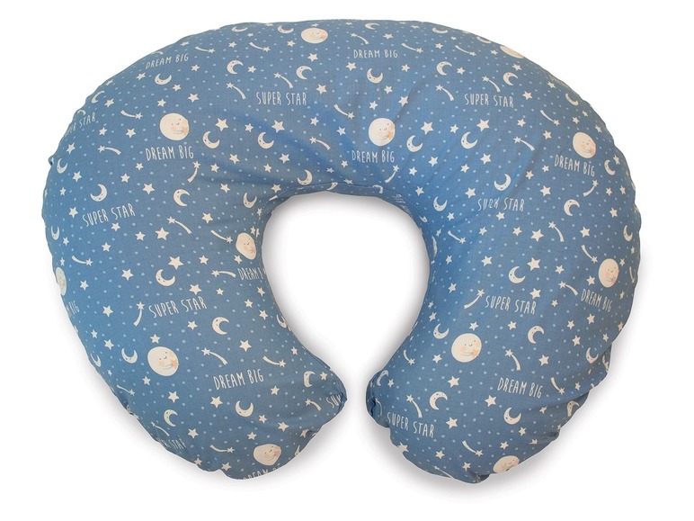 Ein blaues Stillkissen mit Sternenmuster für Babys.