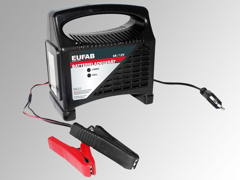 Gehe zu Vollbildansicht: EUFAB Batterieladegerät 6 Amp., 12V - Bild 1