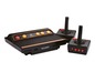 Atari Flashback Konsole mit zwei Joysticks.