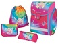 Ein rosa Schulranzen, ein Etui, ein Federmäppchen und eine Sporttasche mit einem Feen- und Libellen-Design von Berlitz.