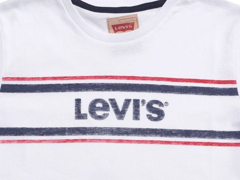 Weißes T-Shirt mit blauen und roten Streifen und Levi's-Logo.