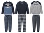 Drei Pyjamas mit langen Ärmeln, zwei mit karierten Hosen und einer mit blauem Pulli.