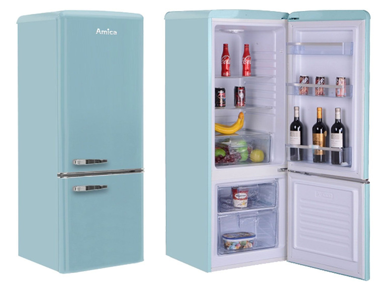 Ein hellblauer Amica Kühlschrank mit Doppeltür im Retro-Stil.