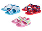 Sandalen mit Frozen-, Mickey Mouse- und Paw Patrol-Motiven.