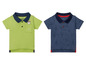 Zwei Lupilu Poloshirts für Babys: ein grünes Shirt mit Tiermotiv und ein blaues Shirt mit Tipi-Print.