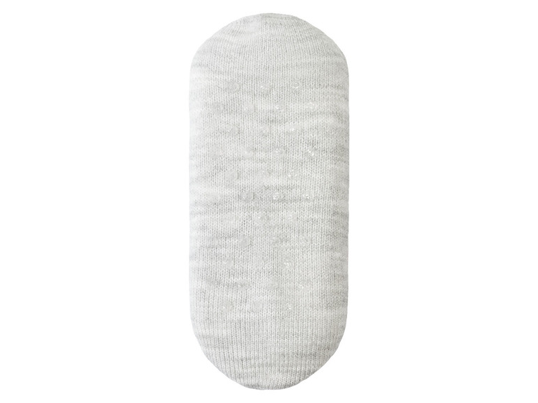 Graue gestrickte Socke mit einem dezenten Muster.