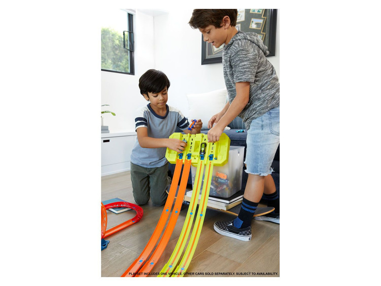 Gehe zu Vollbildansicht: Hot Wheels Track Builder Unlimited »Mehrspurige Speed Box« - Bild 3