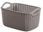 Ein grauer, geflochtener Aufbewahrungskorb mit Griffen.