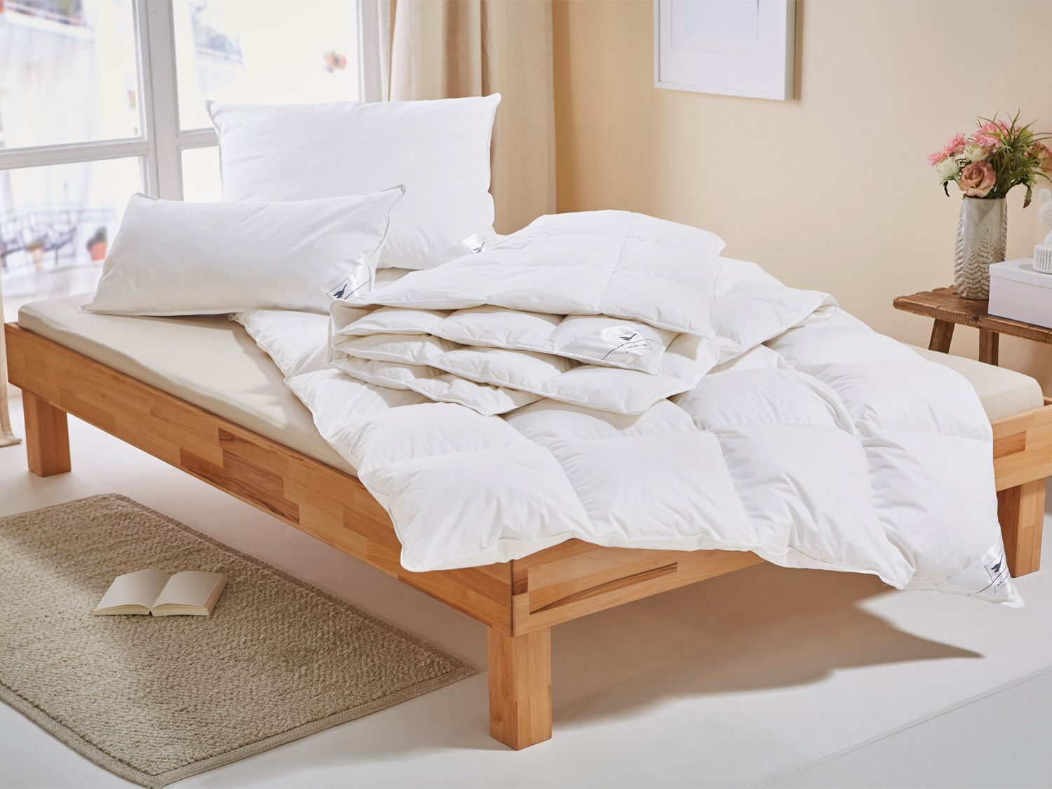 Thumbnail - HÄUSSLING Daunen-Kassettenbettdecke warm (200 x 220 cm)