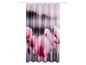 Duschvorhang mit rosafarbenem Blumenmuster.