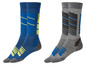 Zwei Paar Sport Socken in Blau und Grau mit gelben Akzenten.