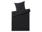 Ein schwarzer Bettbezug mit passendem Kissenbezug.