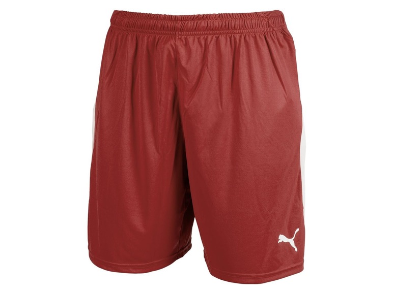 Rote Sport Shorts mit weißem Puma Logo.