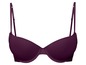 Ein lilafarbener BH mit glatten Cups.