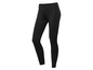 Schwarze Leggings zum Sport.
