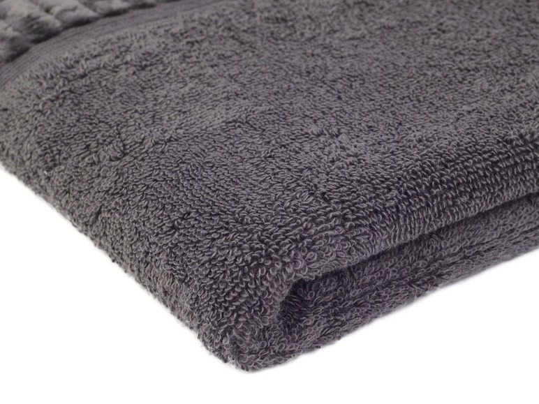 Gehe zu Vollbildansicht: Gözze Handtuch, 50 x 100 cm, reine Bio-Baumwolle, mit Bordüre und Kordelaufhänger, hochwertige Qualität - Bild 8