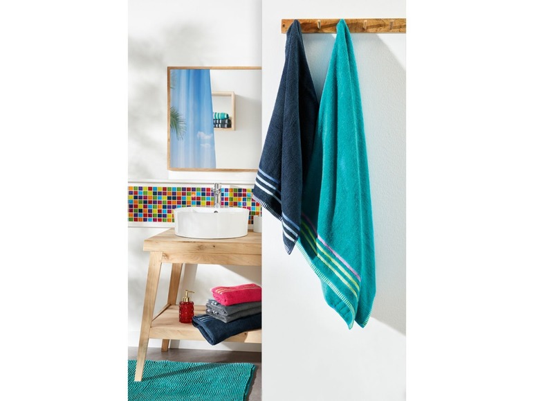 Gehe zu Vollbildansicht: MIOMARE® Duschtuch, 70 x 140 cm, mit dekorativer Bordüre, aus reiner Baumwolle - Bild 2