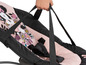 Ein rosa Baby-Schaukelstuhl mit Minnie Maus-Druck und schwarzen Tragegurten.