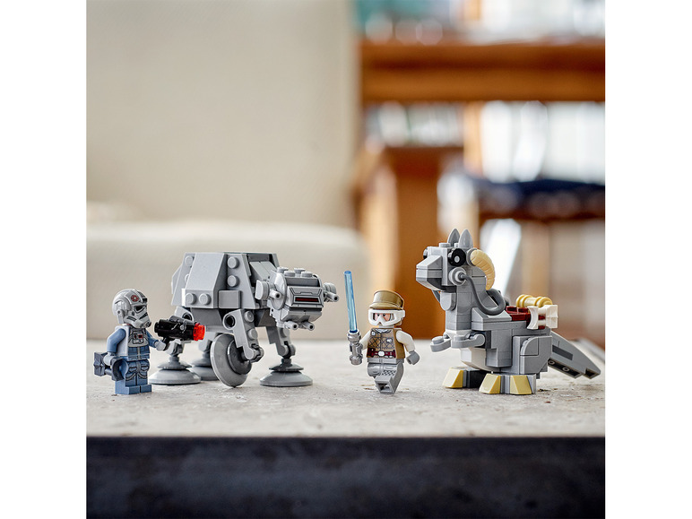 Gehe zu Vollbildansicht: LEGO® Star Wars 75298 »AT-AT™ vs Tauntaun™ Microfighters« - Bild 5