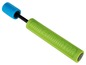 Eine grüne Wasserpistole mit blauem Verschluss, 'Eliminator'