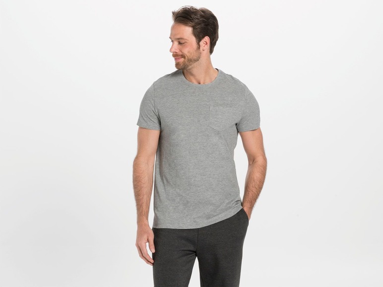 Gehe zu Vollbildansicht: LIVERGY® T-Shirt Herren, 3 Stück, mit Rundhals oder V-Ausschnitt, hoher Baumwollanteil - Bild 31
