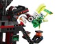 Lego Ninjago Set mit einem drehbaren Turm und einer grünen Ninja-Figur