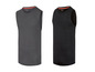 Zwei Dri-Fit Tanktops in Grau und Schwarz.