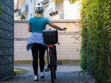 Fahrrder & Fahrradzubehr Mit dem Rad unterwegs