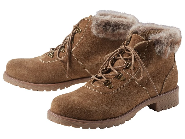 Zwei Paar braune Lederstiefel mit Fellkragen