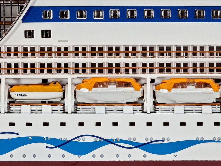 Gehe zu Vollbildansicht: Revell Modellbausatz Cruiser Ship AIDA - Bild 9