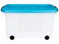Ein weißer Aufbewahrungskasten mit blauem Deckel und Rollen.